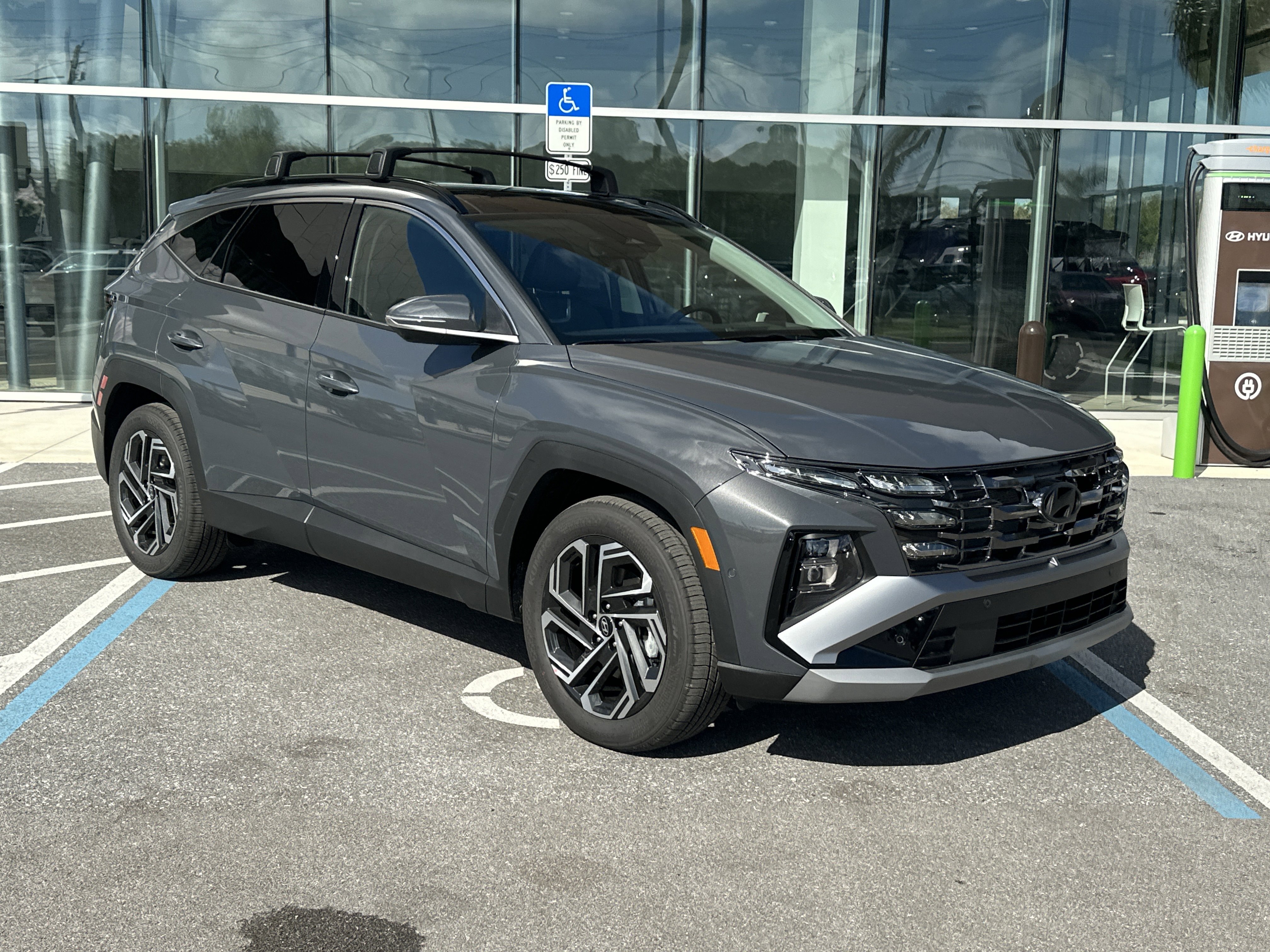 New 2026 Hyundai Tucson Limited FWD image 5