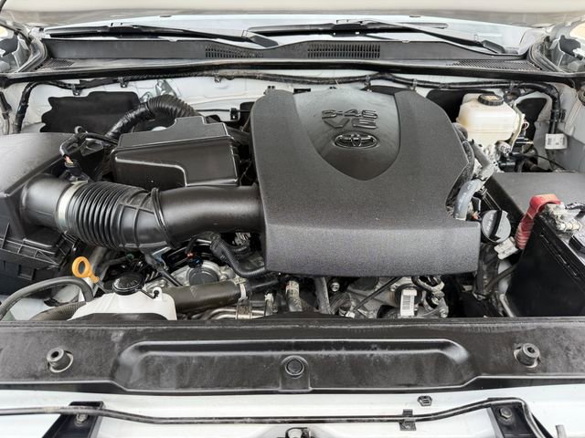 Certified 2023 Toyota Tacoma TRD Off-Road image 31