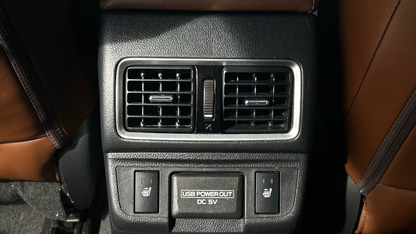 Used 2018 Subaru Outback 2.5i Touring image 42