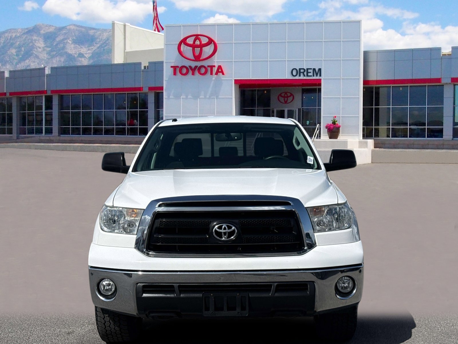 Used 2012 Toyota Tundra 4x4 Double Cab w/ TRD Off-Road Pkg image 2