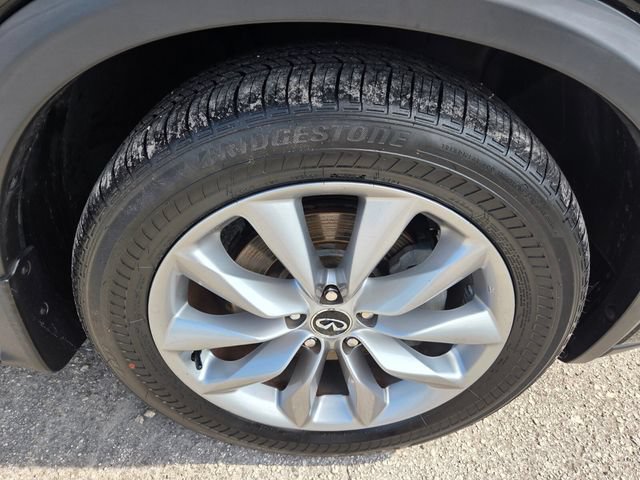 Used 2021 INFINITI QX50 Essential FWD image 10