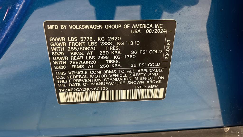 Used 2024 Volkswagen Atlas Cross Sport SEL R-Line AWD/4WD image 33