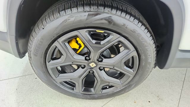 Used 2024 Rivian R1S Adventure AWD/4WD image 60