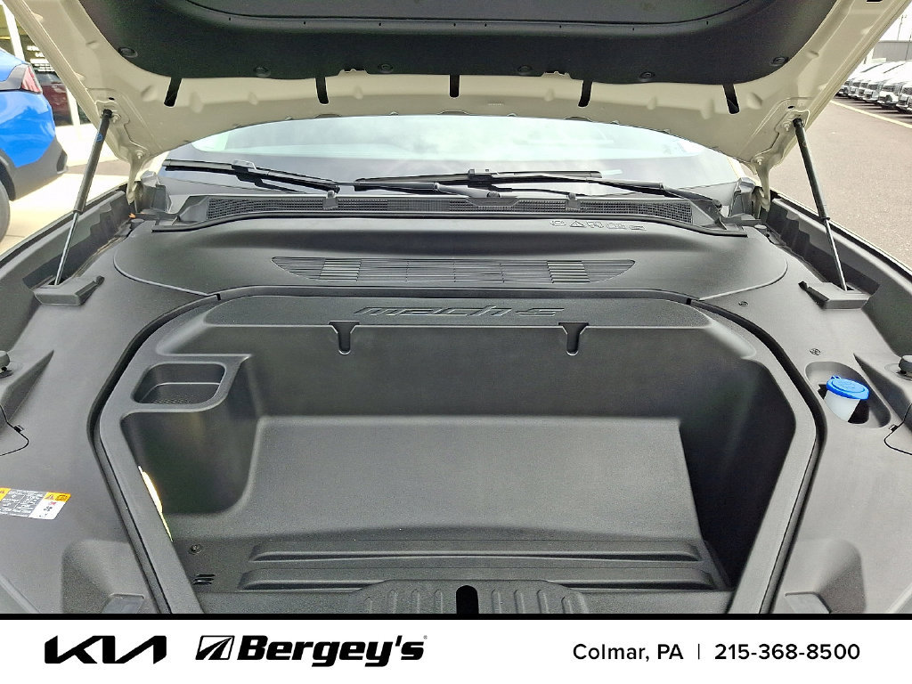 Used 2025 Ford Mustang Mach-E Premium AWD/4WD image 28