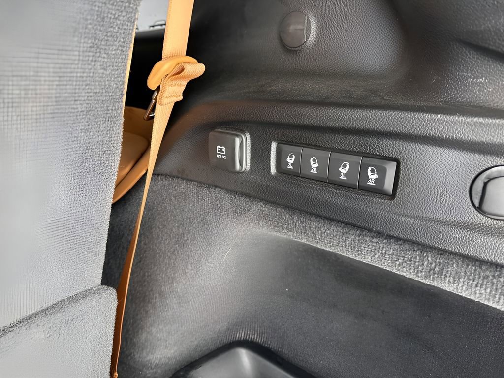 Used 2022 Jeep Grand Cherokee L Summit w/ Advanced Protech Group IV image 22