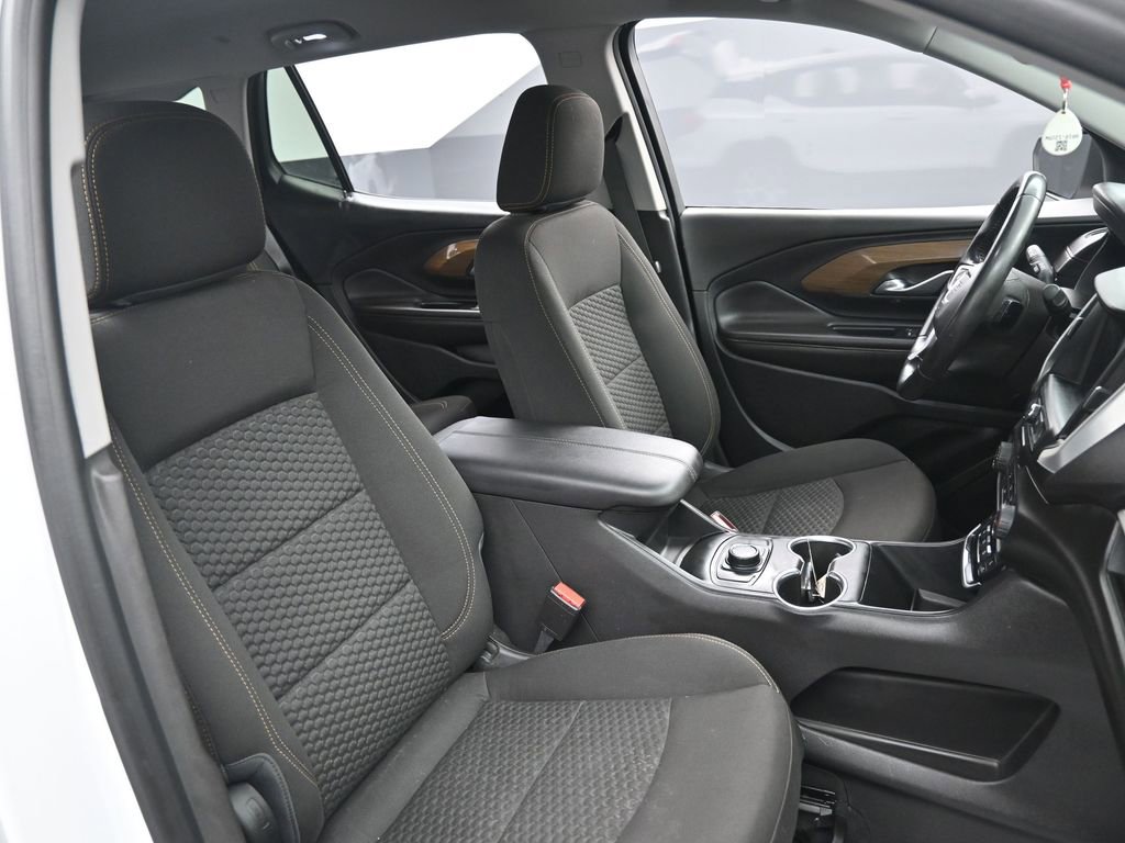 Used 2020 GMC Terrain SLE image 30