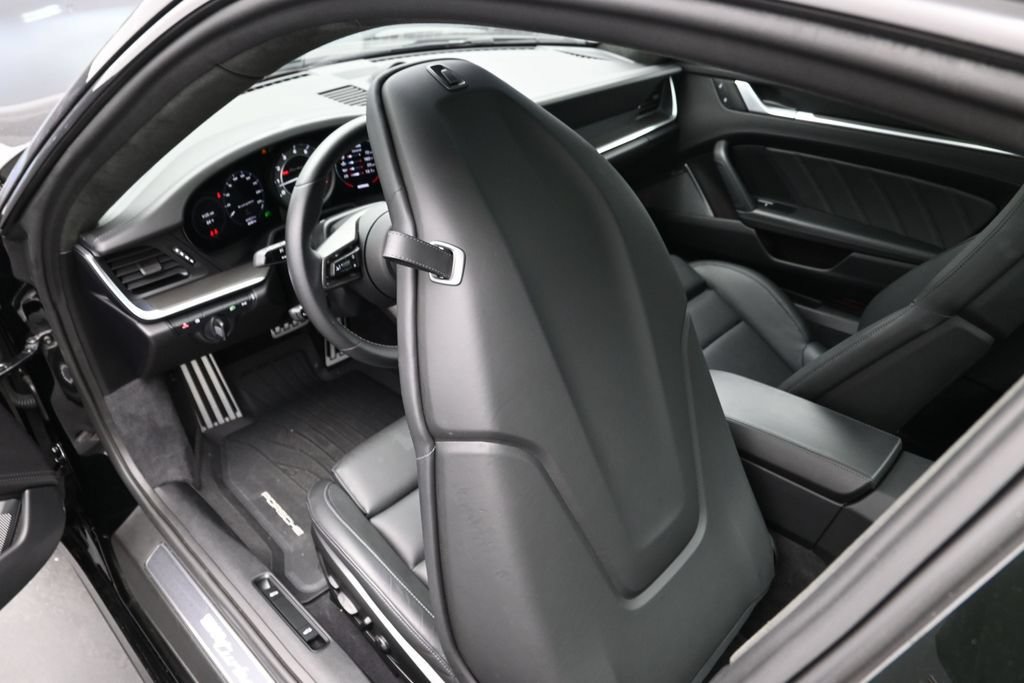 Certified 2022 Porsche 911 Turbo S AWD/4WD image 18