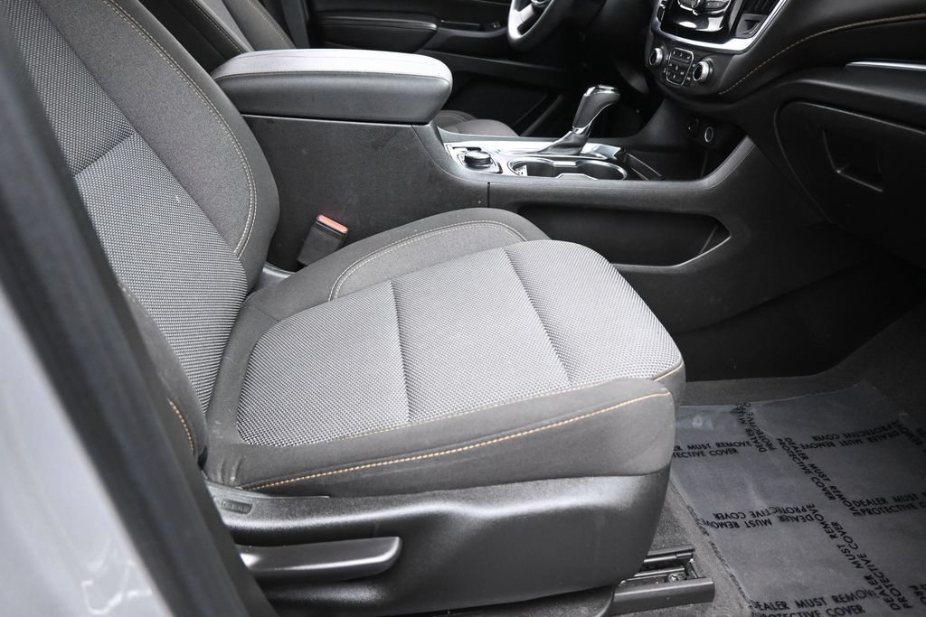 Used 2020 Chevrolet Traverse LS FWD image 39