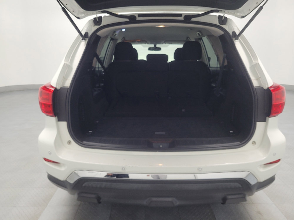 Used 2019 Nissan Pathfinder SV image 29