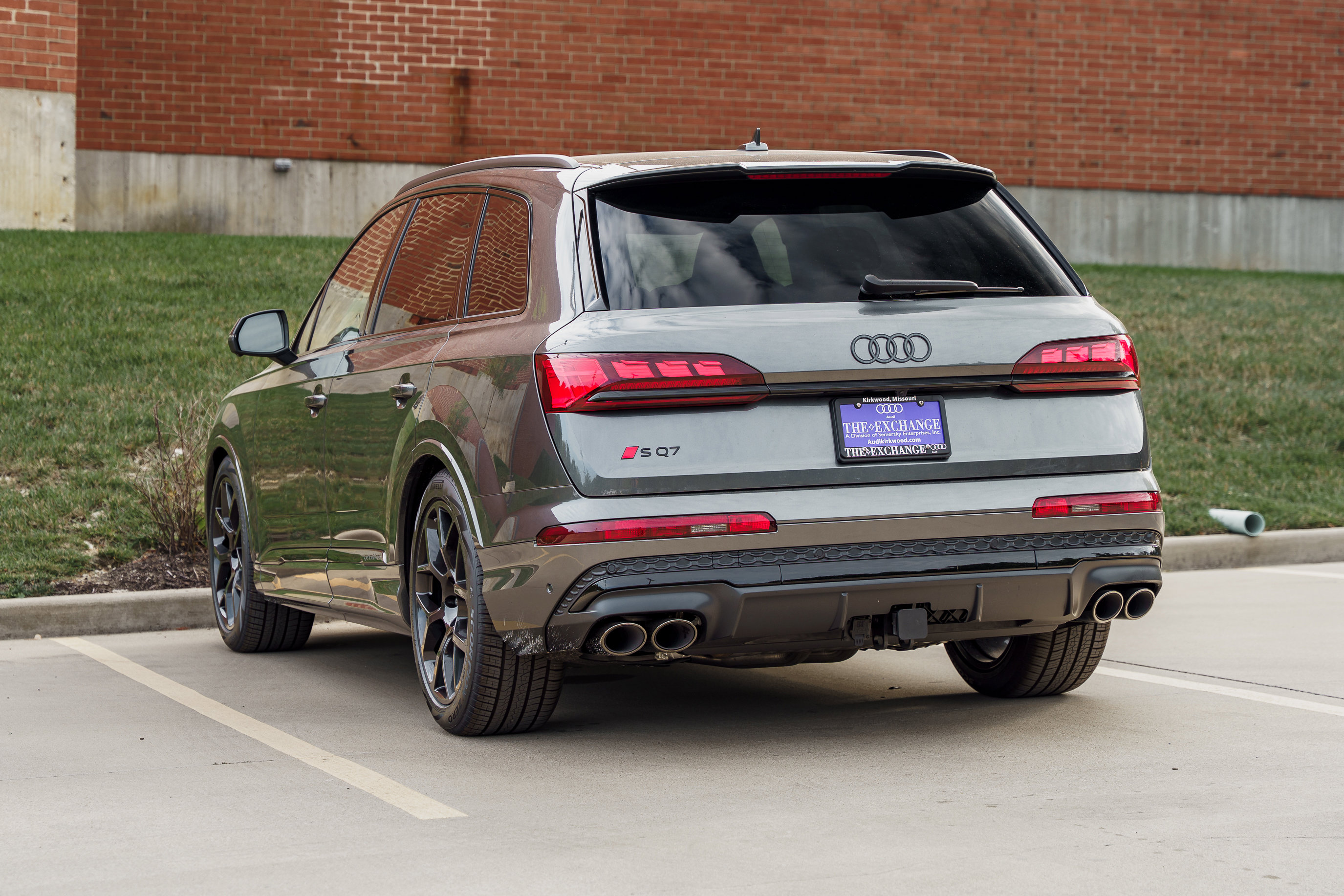 New 2026 Audi SQ7 Prestige image 5
