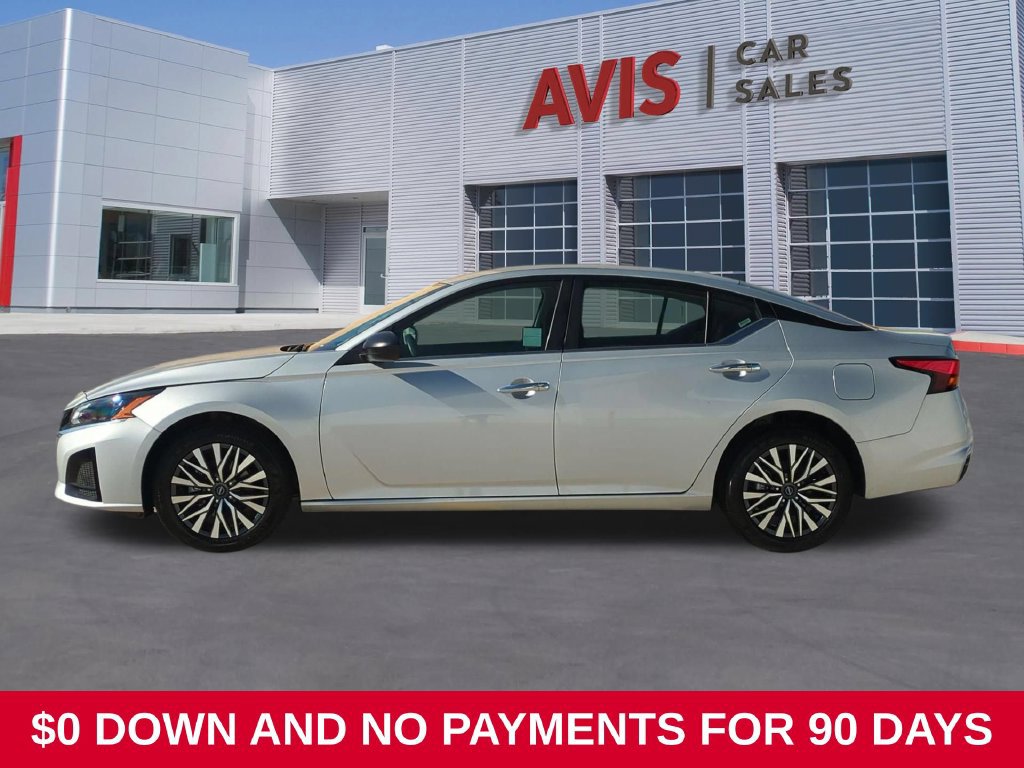 Used 2025 Nissan Altima 2.5 SV AWD/4WD image 10