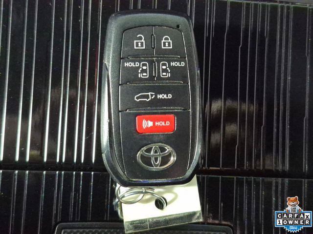 Certified 2026 Toyota Sienna XLE Woodland Edition AWD/4WD image 31