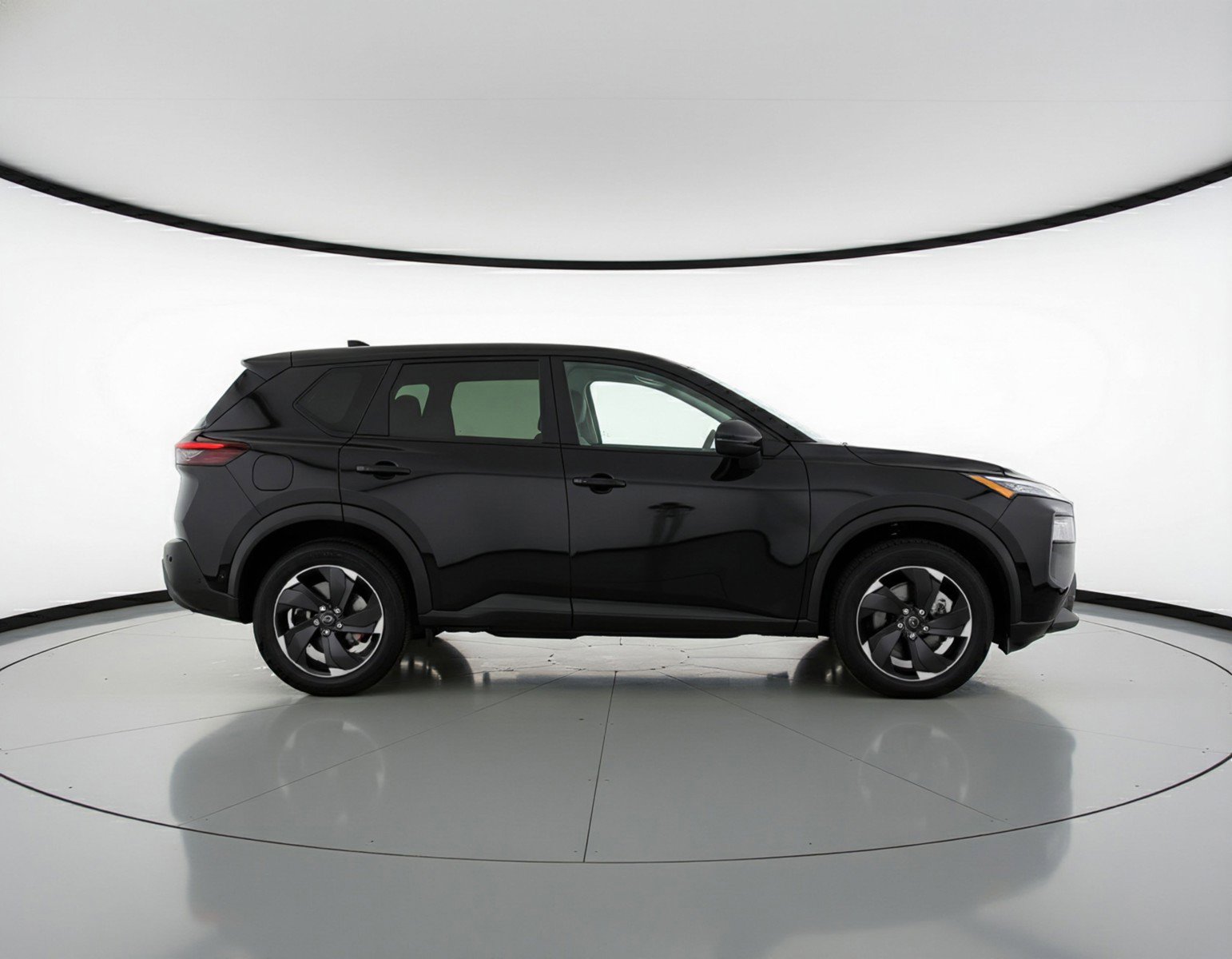 Used 2025 Nissan Rogue SV image 11
