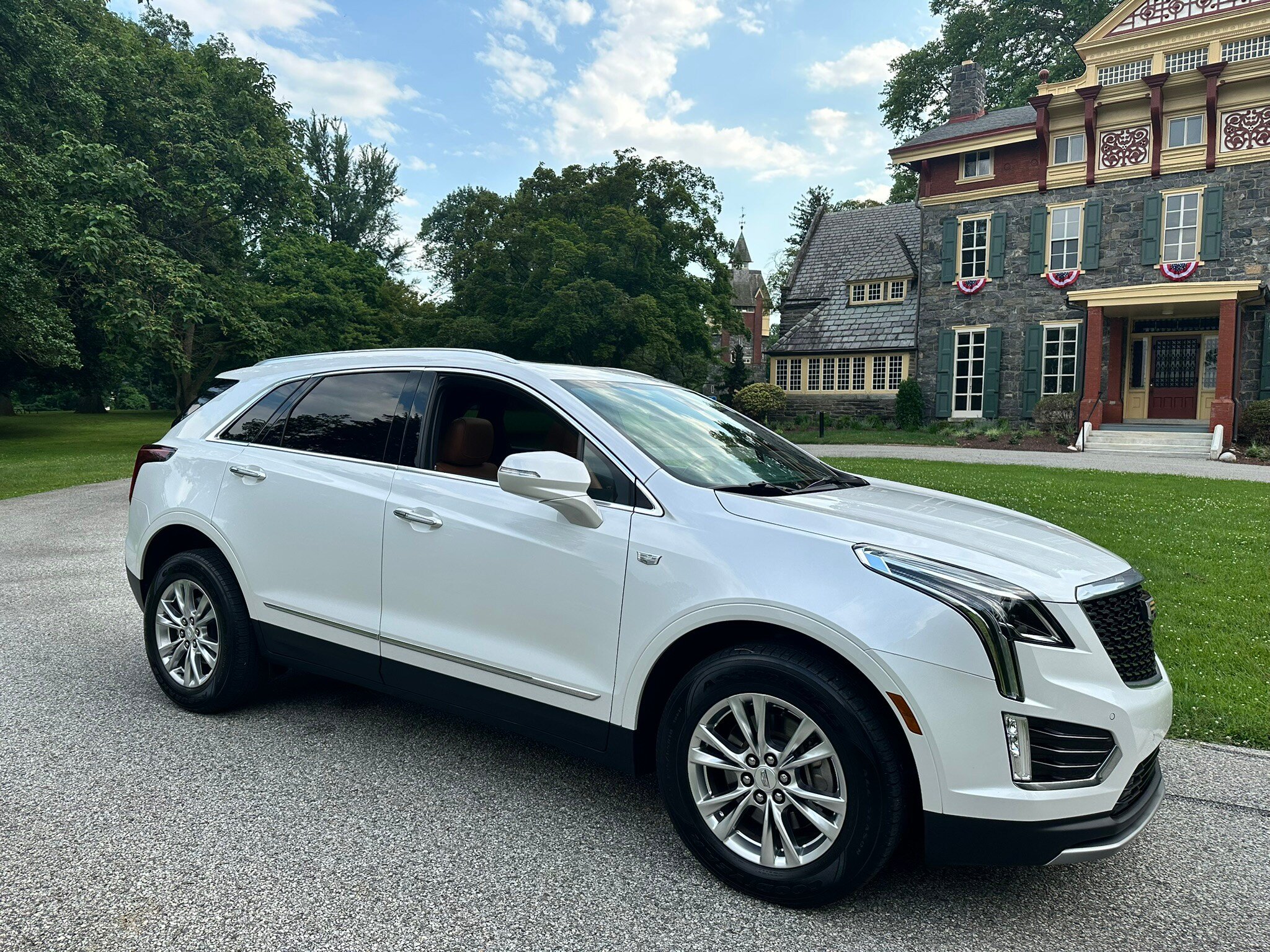 Used 2020 Cadillac XT5 Premium Luxury AWD/4WD image 29
