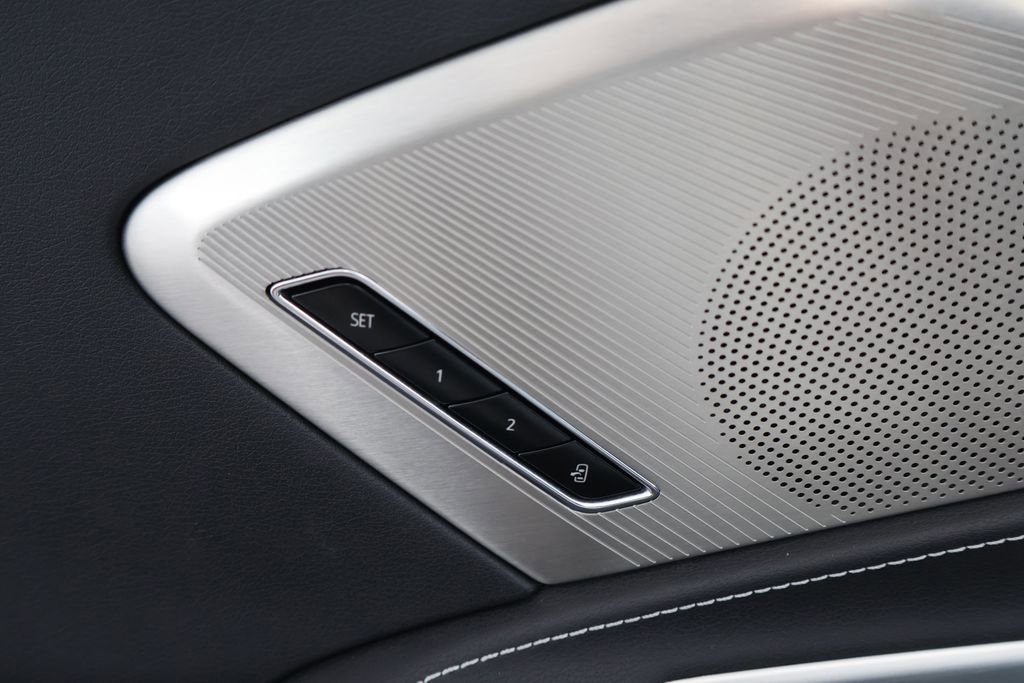 Used 2024 Chevrolet Corvette Stingray Preferred Cpe w/ 2LT image 28