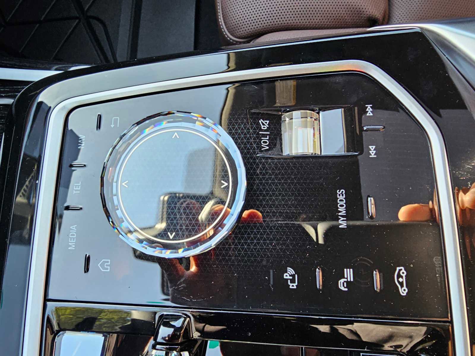 New 2024 BMW i7 xDrive60 image 30