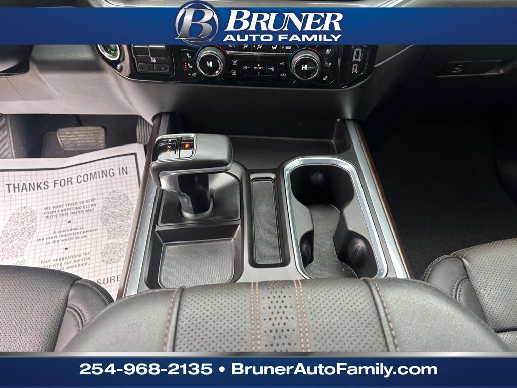 Used 2025 Chevrolet Silverado 1500 High Country w/ Midnight Edition image 23