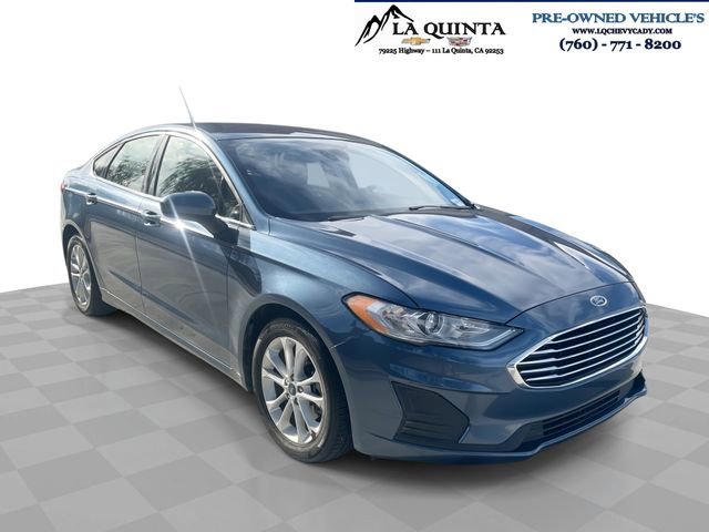 Used 2019 Ford Fusion SE image 1