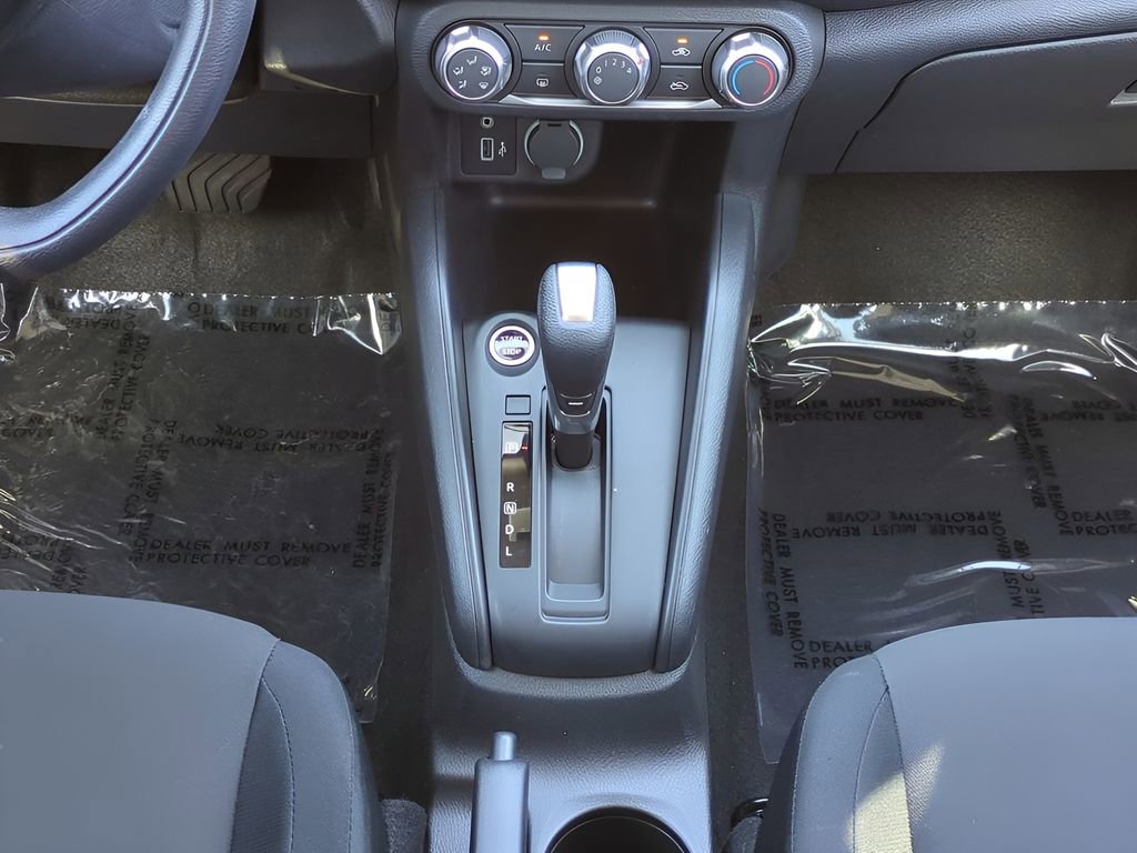Certified 2025 Nissan Kicks Play S image 19