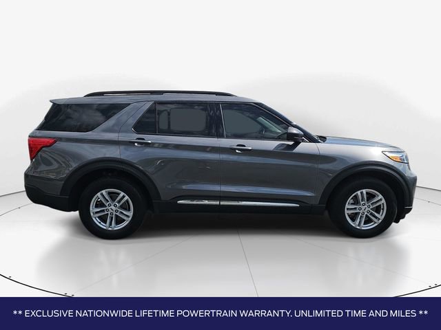 Used 2023 Ford Explorer XLT w/ Equipment Group 202A image 3