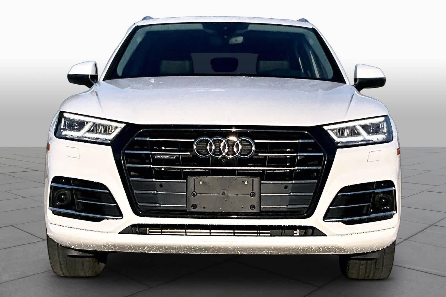 Used 2020 Audi Q5 e Prestige AWD/4WD image 4