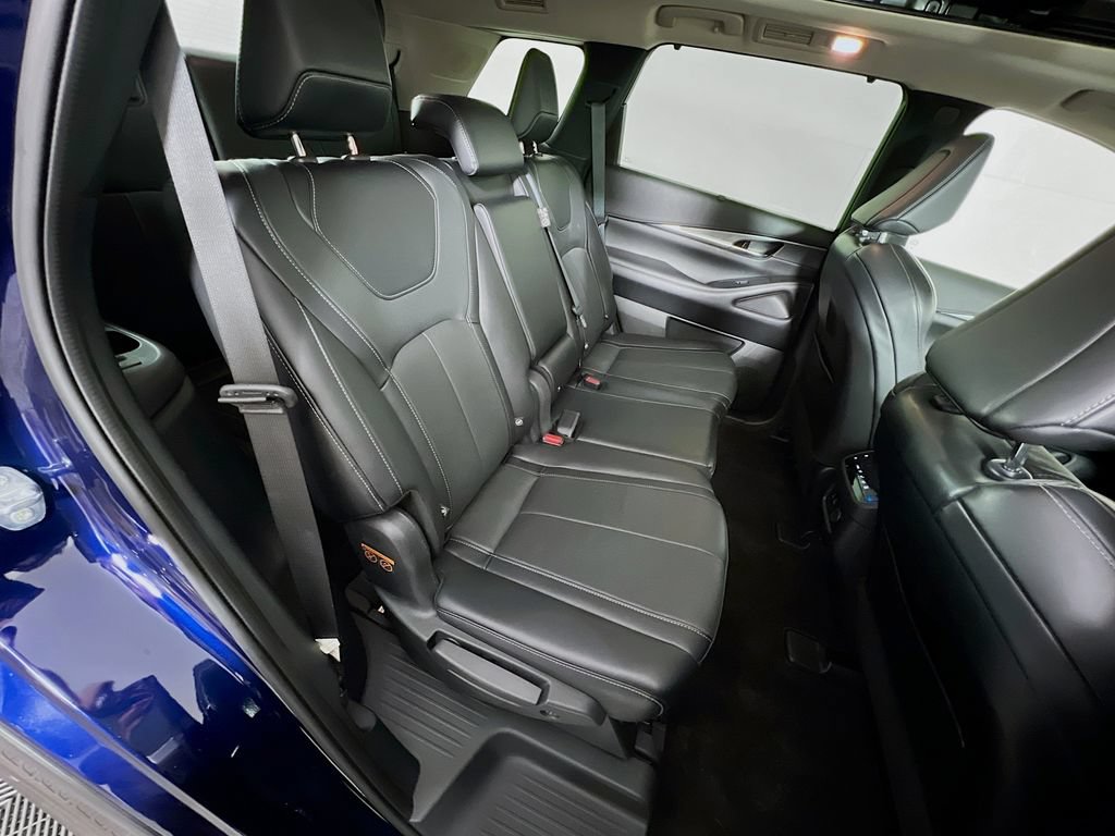 Used 2023 INFINITI QX60 Luxe w/ Cargo Package AWD/4WD image 29