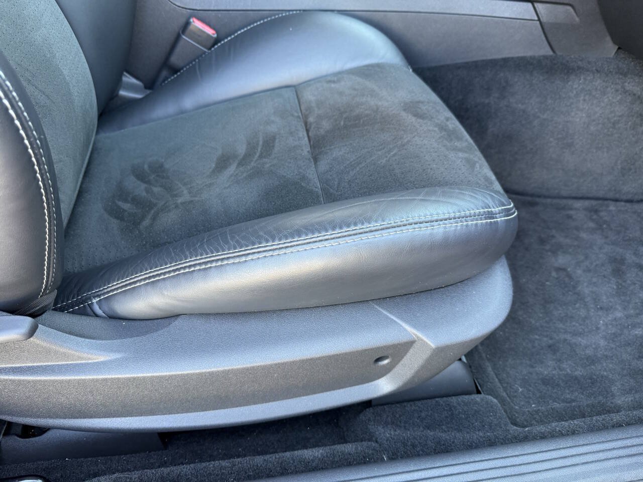 Used 2009 Dodge Challenger SRT8 w/ SRT Option Group II RWD image 55