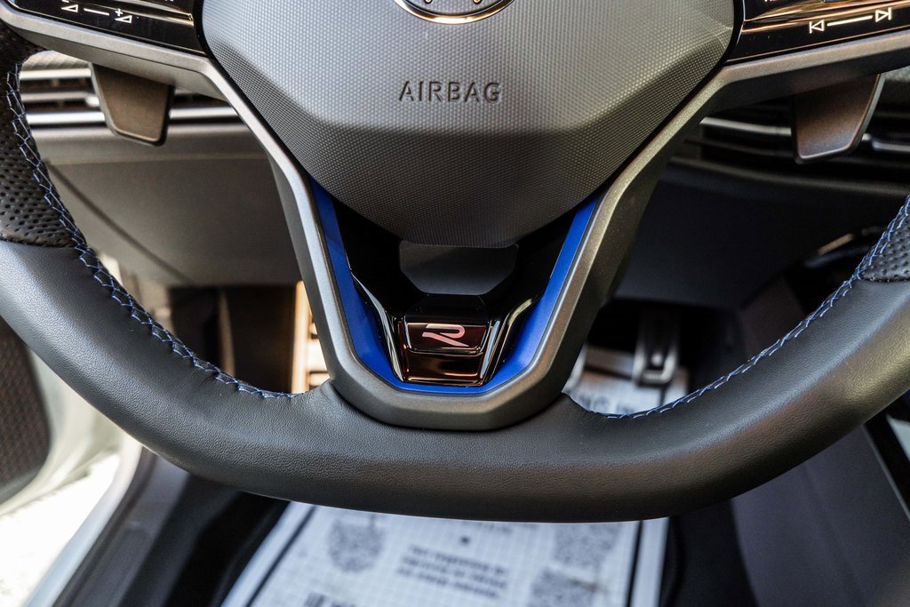 Used 2024 Volkswagen Golf R image 26