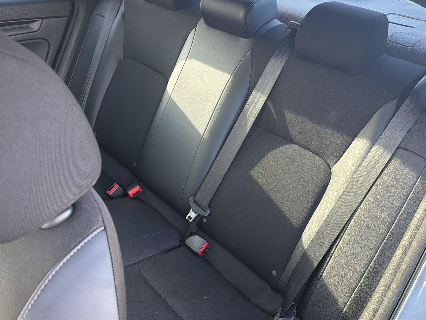 Used 2023 Honda Civic Sport image 29