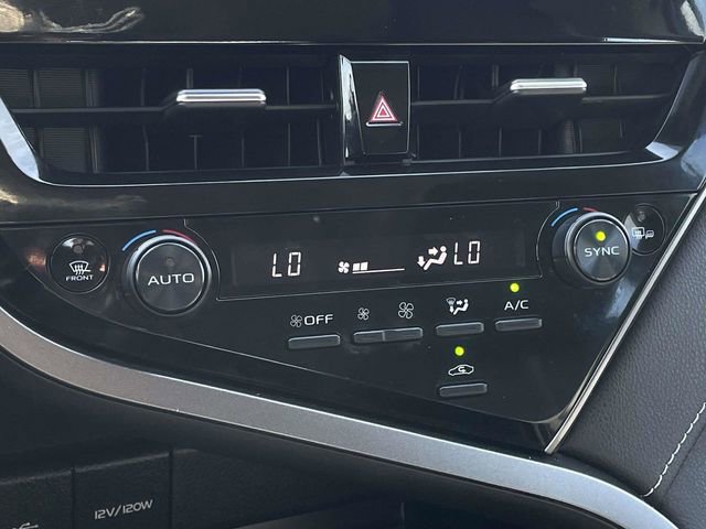 Used 2022 Toyota Camry SE image 29