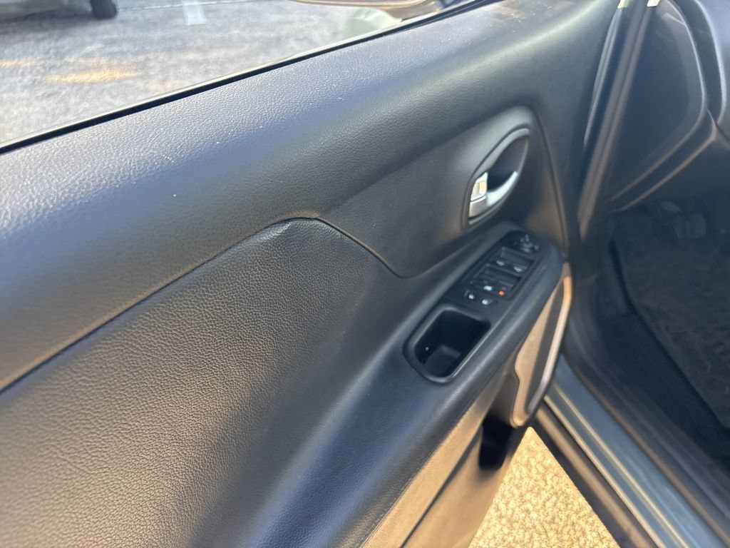 Used 2017 Jeep Renegade Latitude w/ Safety & Security Group FWD image 18
