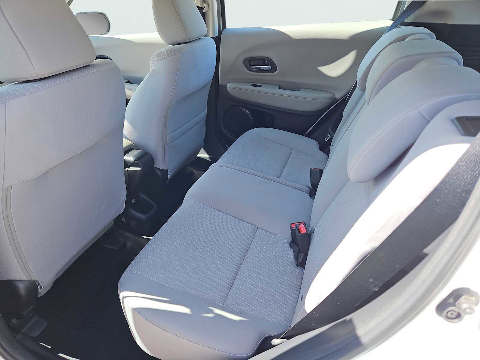 Used 2018 Honda HR-V LX image 26