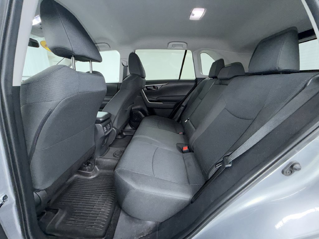 Certified 2024 Toyota RAV4 LE AWD/4WD image 14