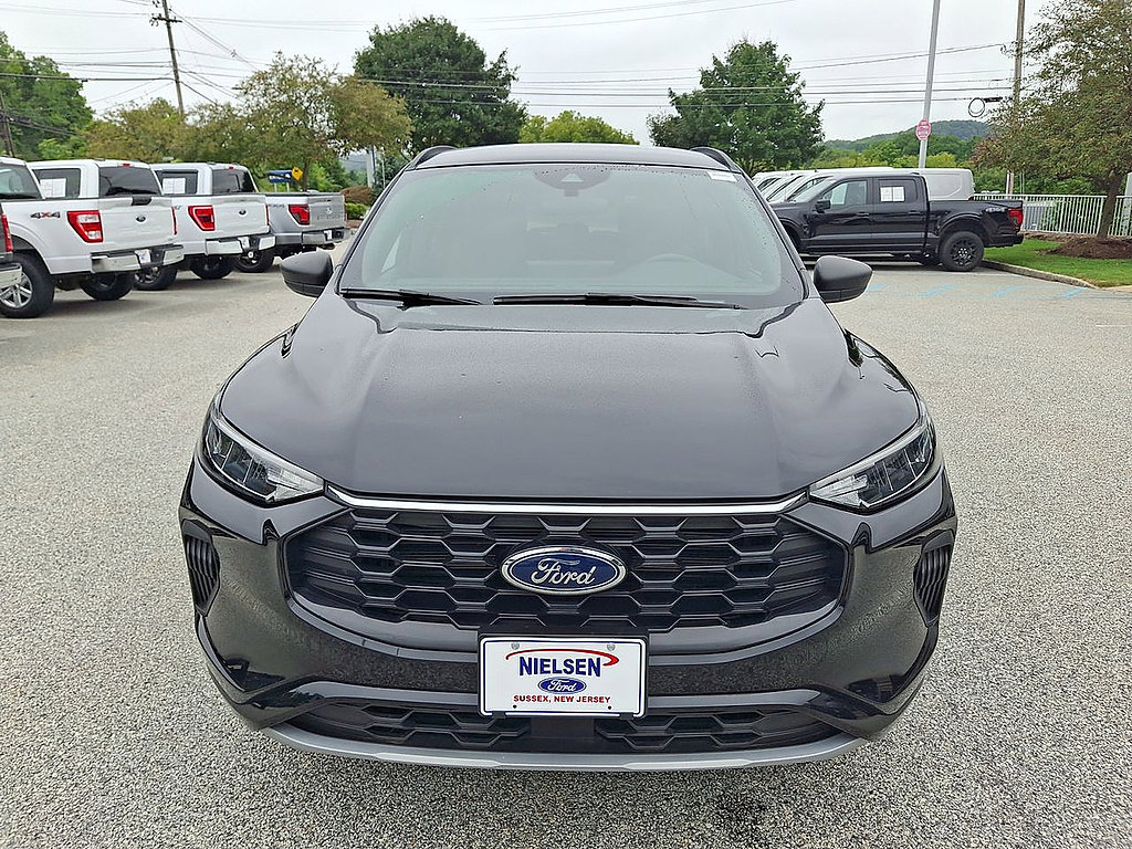 Certified 2024 Ford Escape ST-Line w/ Tech Pack #1 AWD/4WD image 58