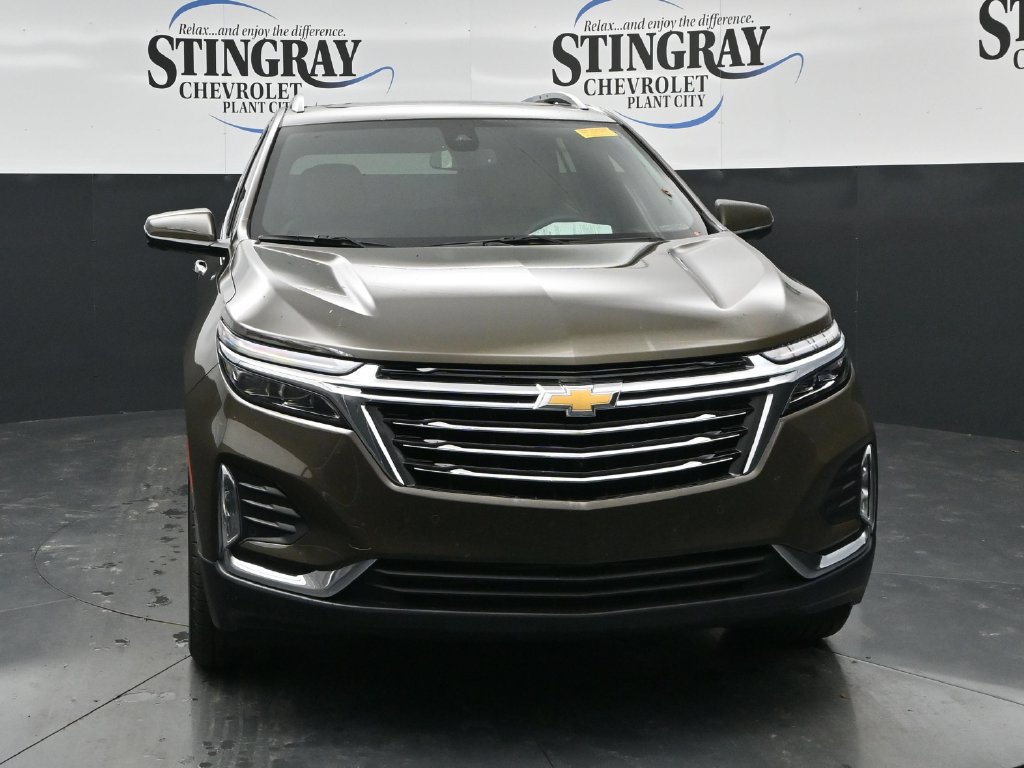 Used 2023 Chevrolet Equinox Premier FWD image 2
