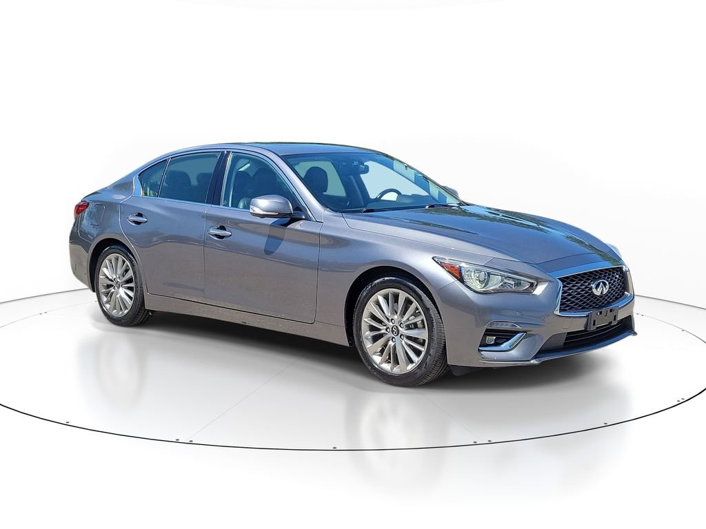 Used 2021 INFINITI Q50 Luxe RWD image 2