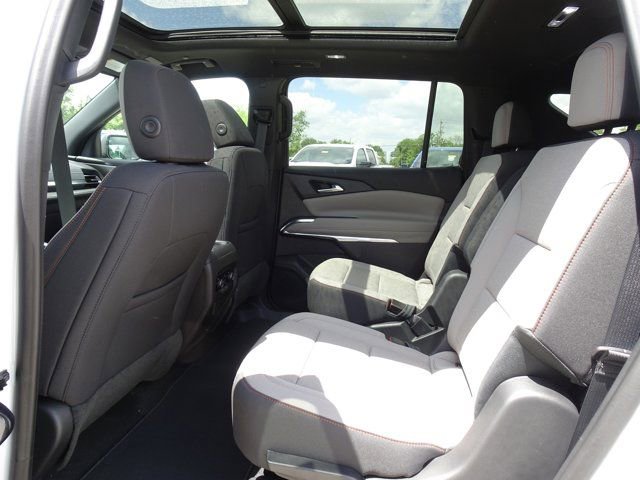 New 2026 Chevrolet Traverse LT w/ Sun and Wheel Package FWD image 8