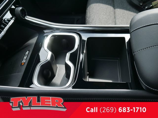 New 2026 Chevrolet Traverse LT w/ Midnight/Sport Edition image 37