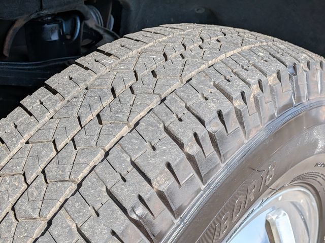 Used 2024 Chevrolet Silverado 3500 High Country w/ Technology Package AWD/4WD image 13