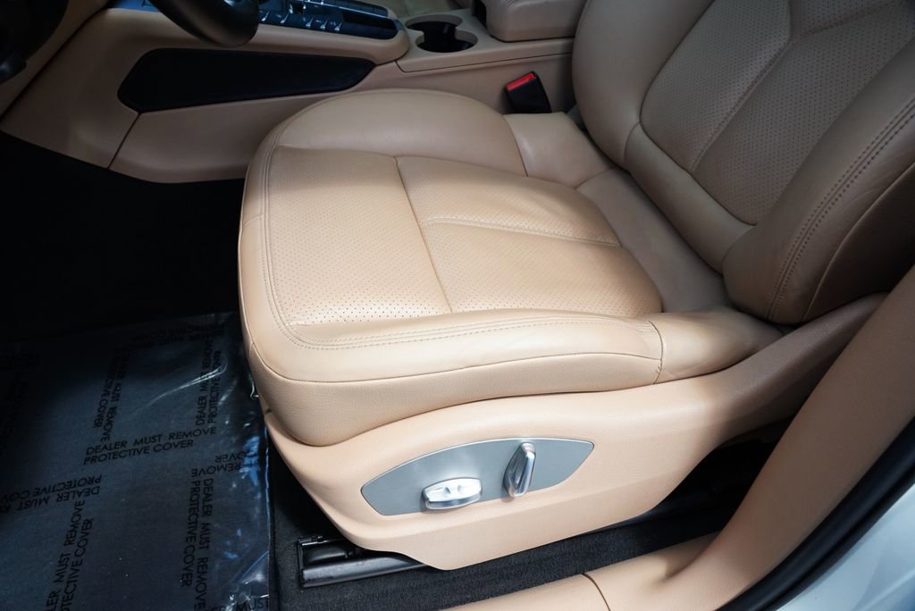 Used 2021 Porsche Macan S image 20