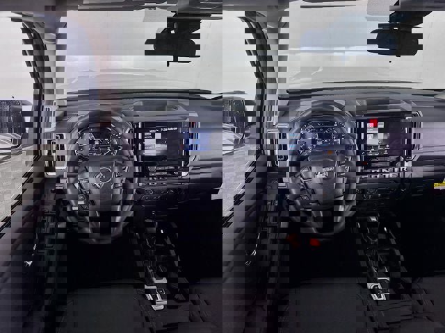 New 2026 Nissan Frontier SV w/ Tow Package image 17