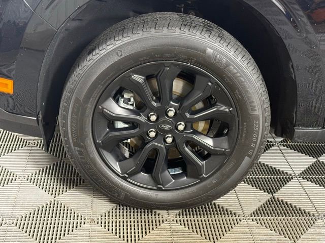 Used 2023 Ford Maverick XLT w/ Black Appearance Package image 10