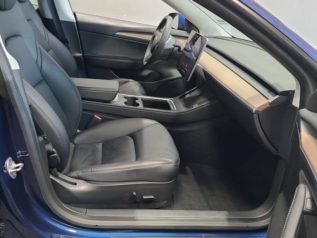 Used 2023 Tesla Model 3 Standard Range RWD image 12