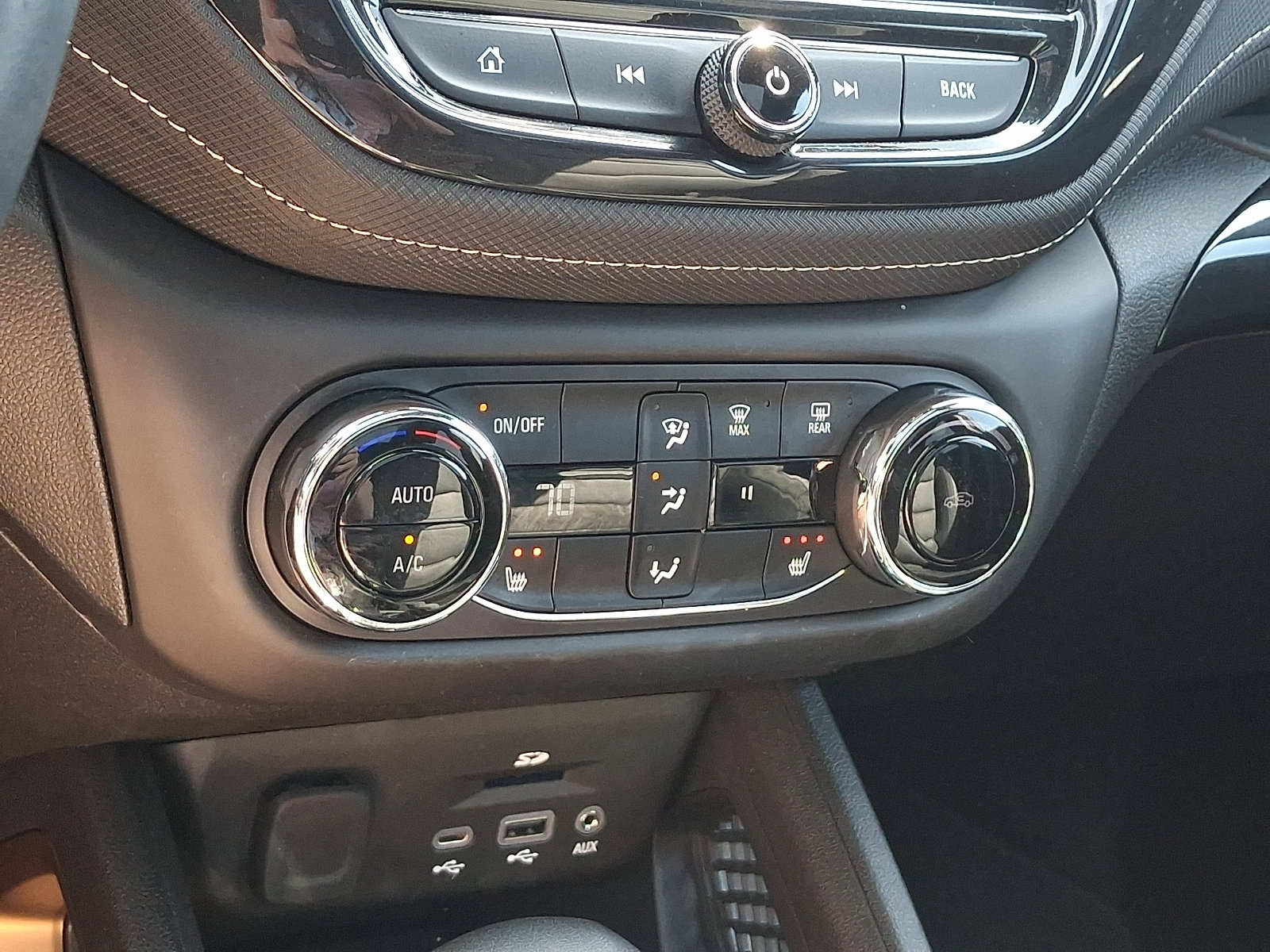 Used 2023 Chevrolet TrailBlazer ACTIV w/ Sun and Liftgate Package image 16