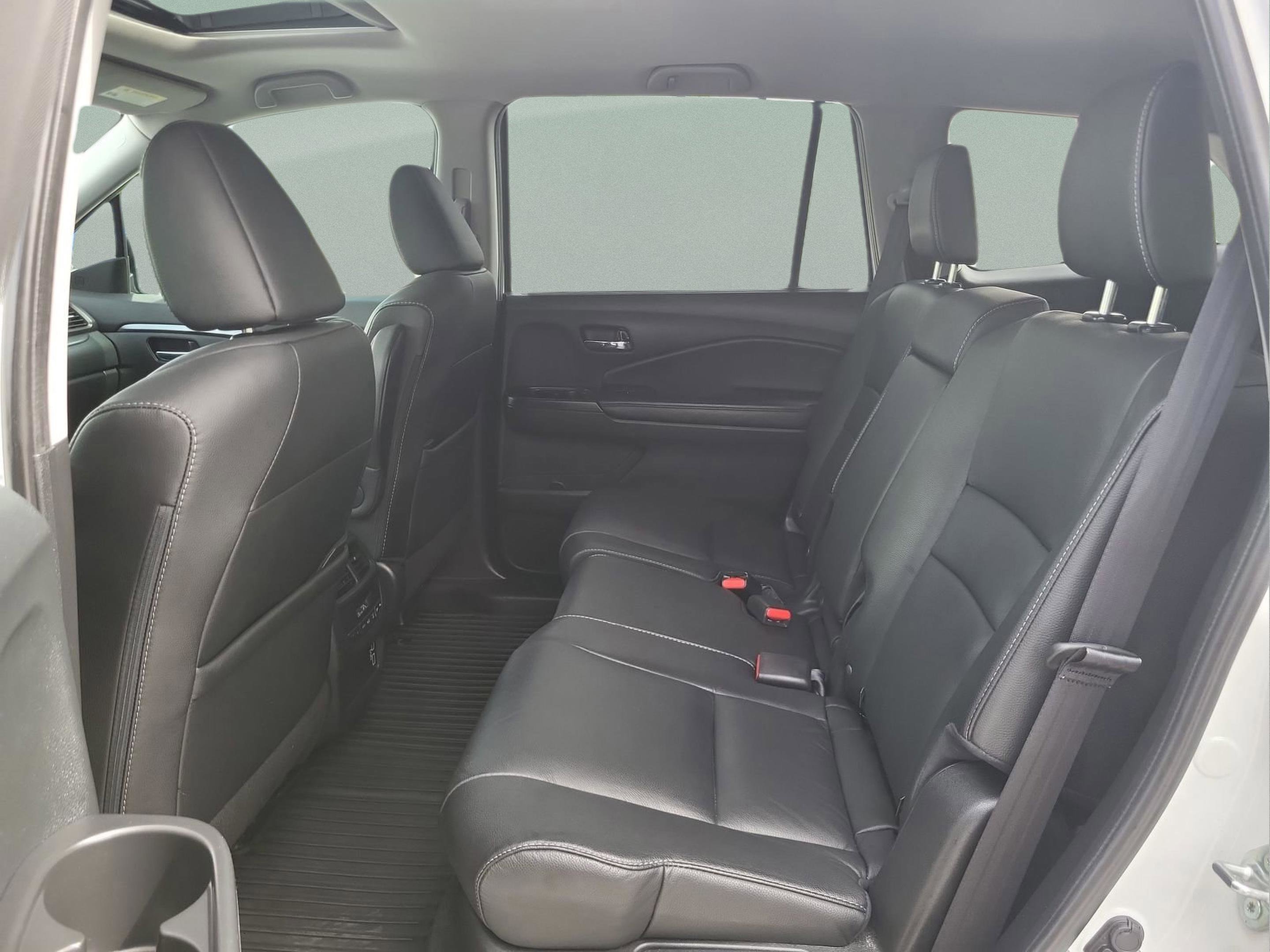 Certified 2022 Honda Pilot Special Edition image 17