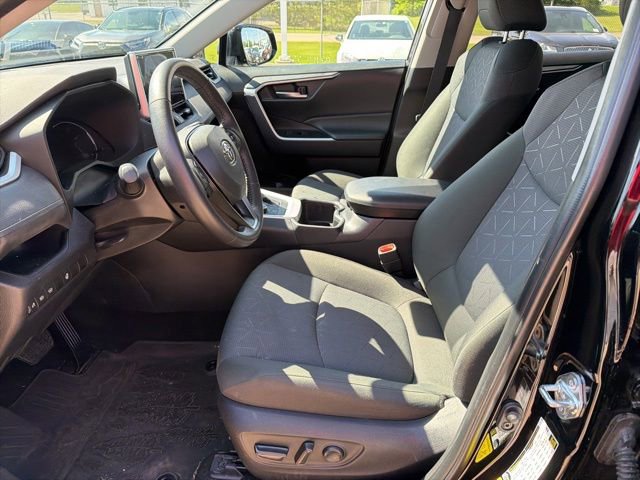 Used 2025 Toyota RAV4 Woodland Edition w/ Weather Package AWD/4WD image 9