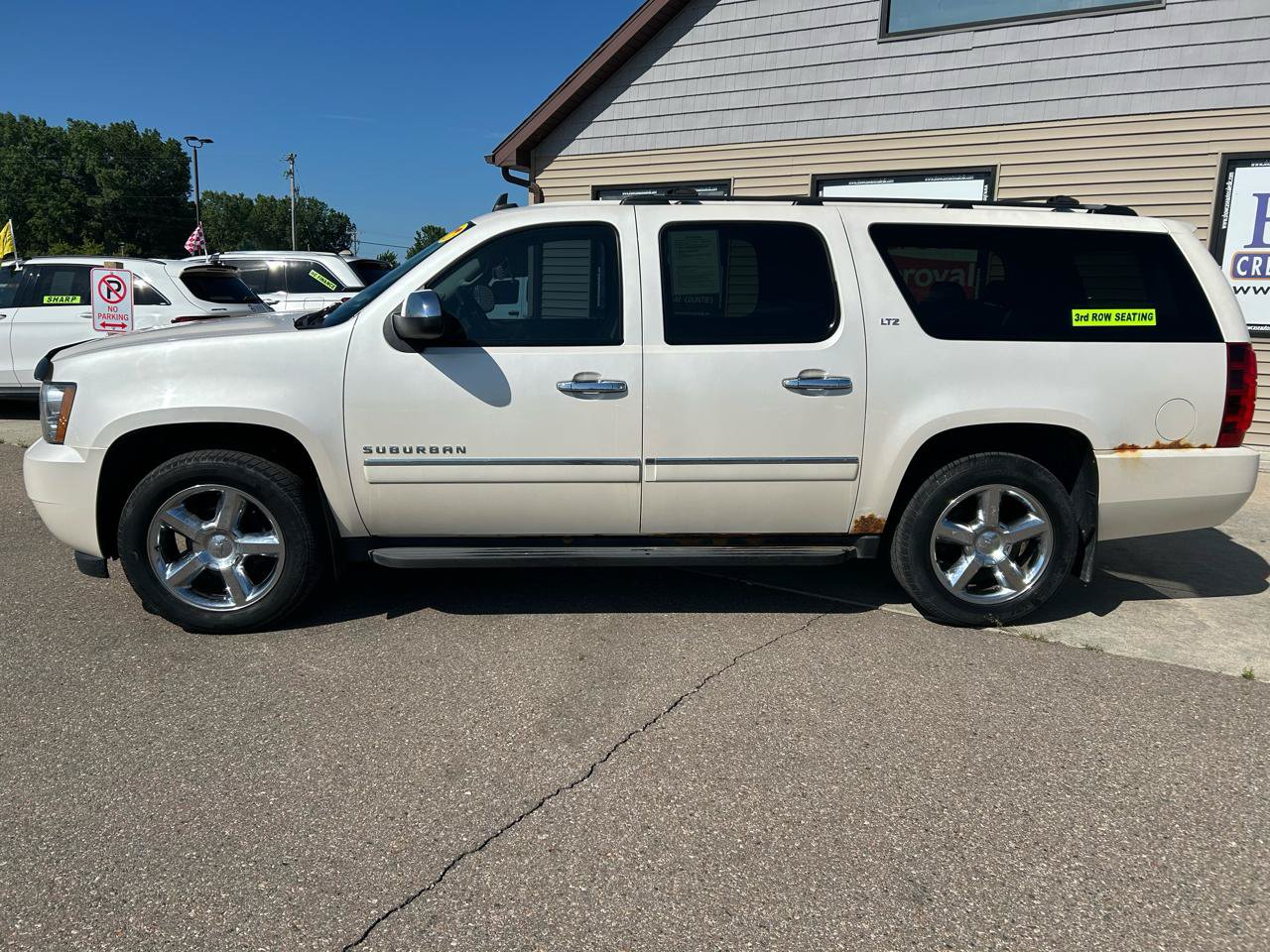 Used 2012 Chevrolet Suburban LTZ AWD/4WD image 8