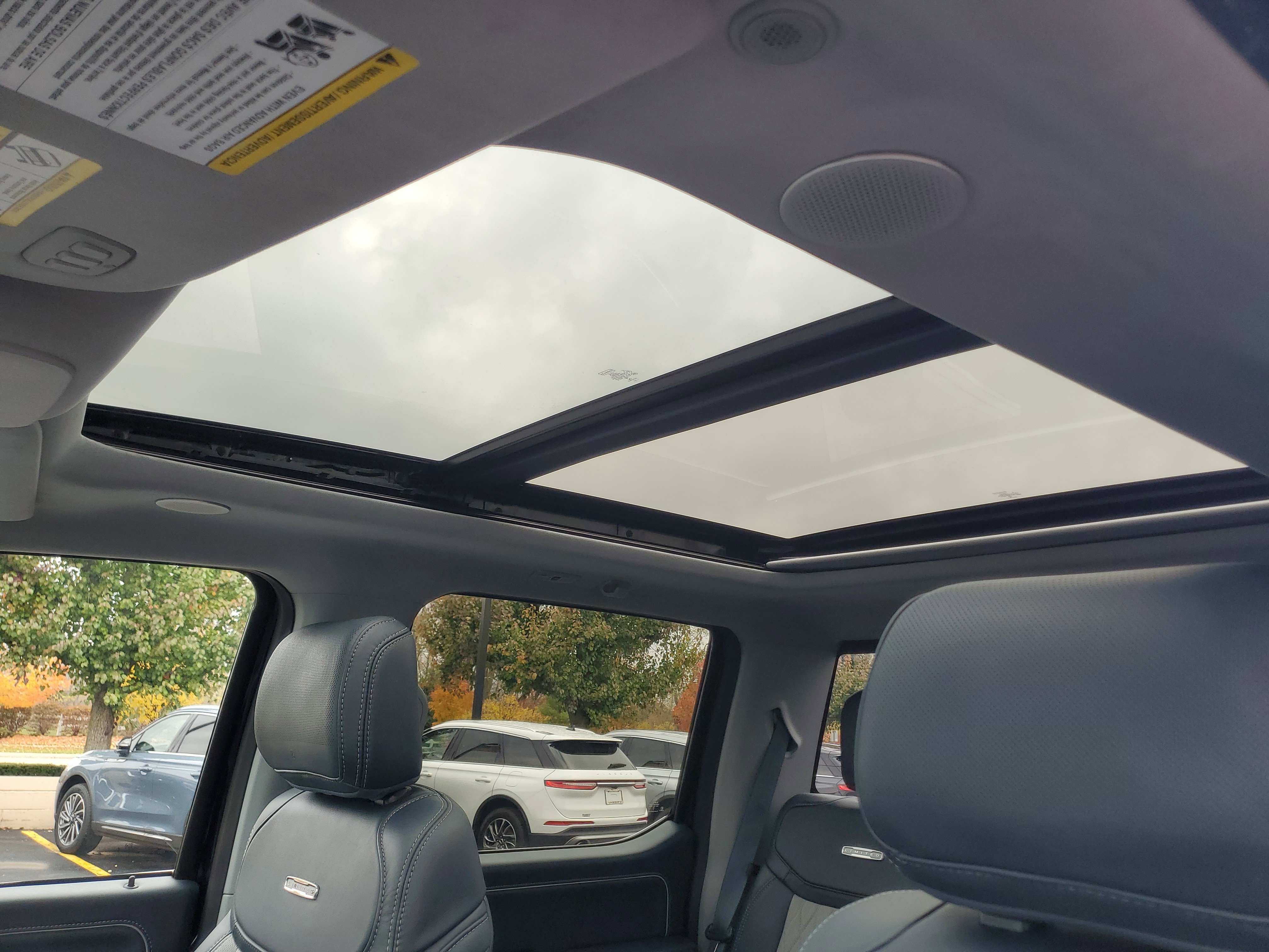 Used 2022 Ford F150 Limited AWD/4WD image 11