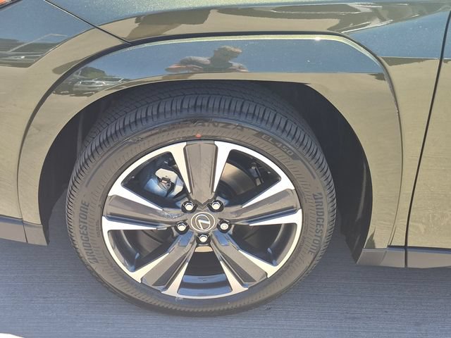 New 2026 Lexus UX 300h AWD image 10