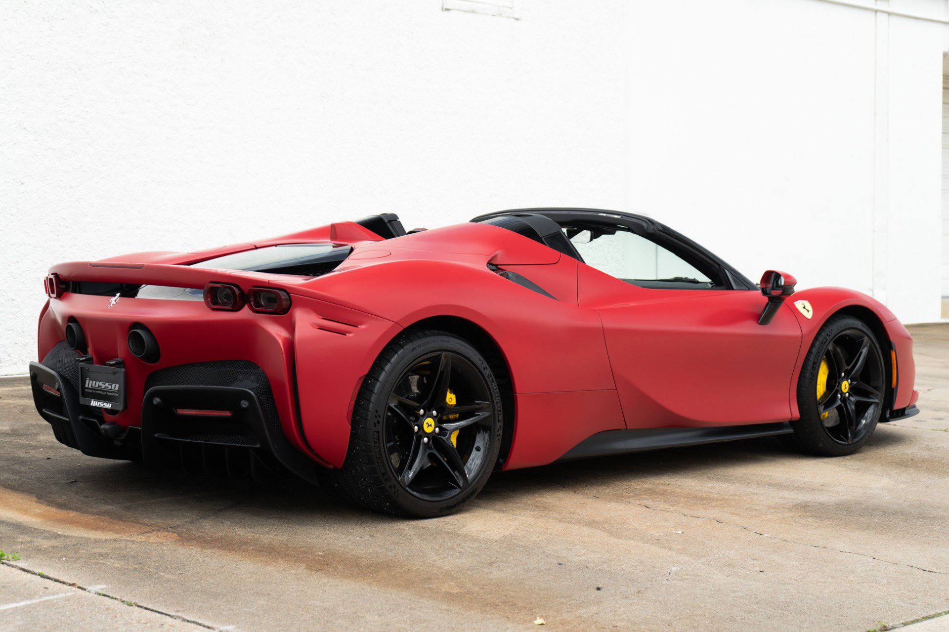 Used 2023 Ferrari SF90 Spider AWD/4WD image 4
